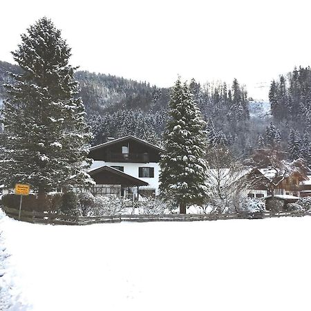 Geraeumiges Domizil Mit Bergblick Und Sauna Oberwössen Kültér fotó